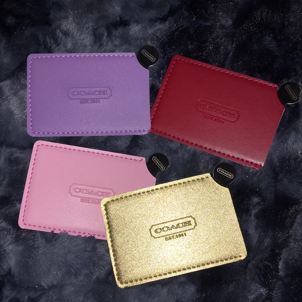 Pocket mirror